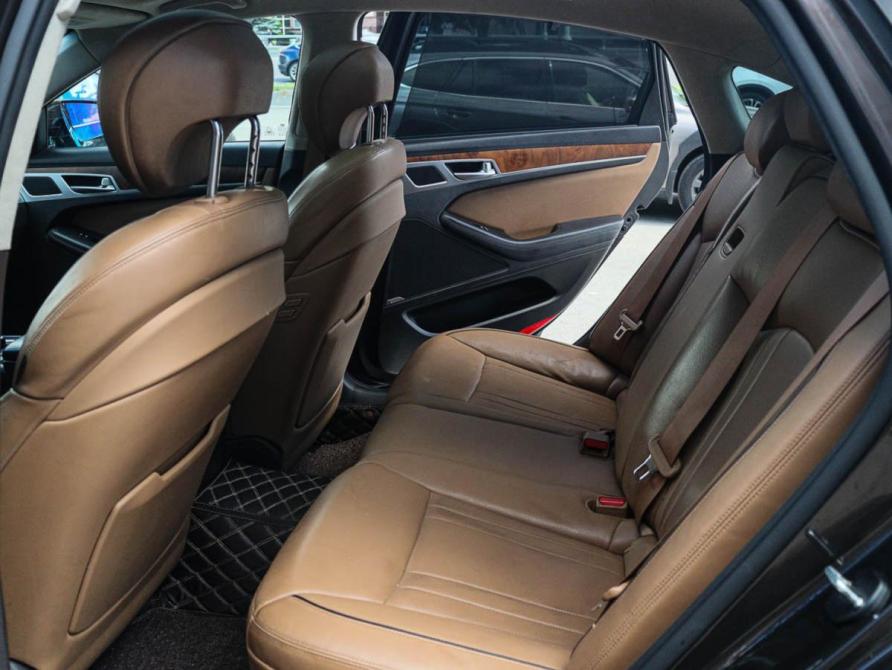 Hyundai Genesis II Москва  - изображение 9