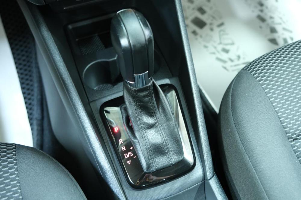 Volkswagen Polo VI Омск  - изображение 17