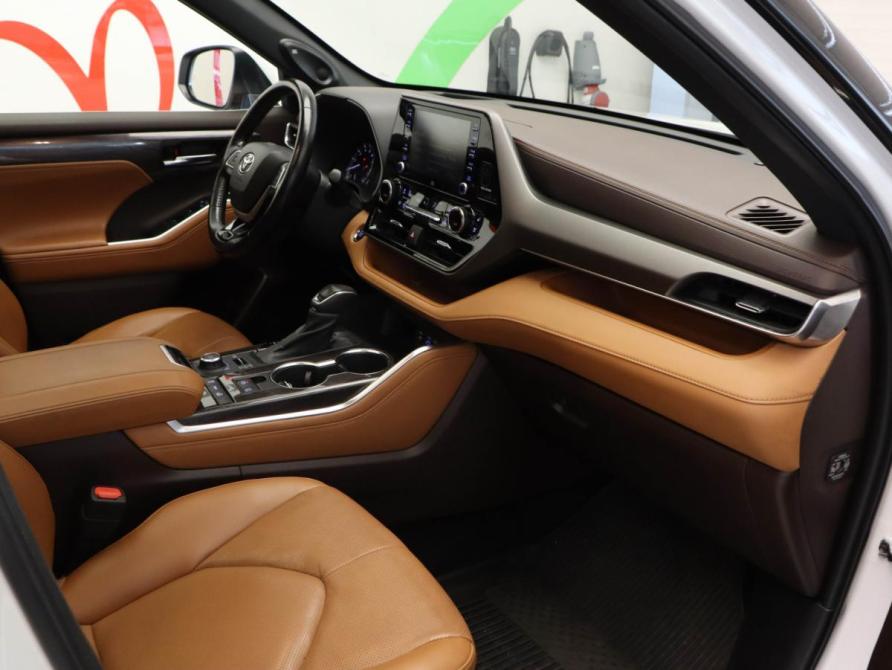 Toyota Highlander IV (XU70) Москва  - изображение 24