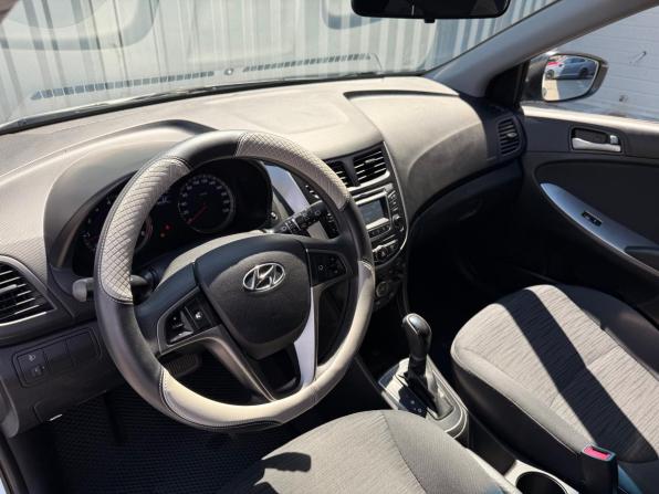 Hyundai Solaris I Рестайлинг с пробегом 2015 года, цена 1 098 000 рублей, 119595 км, хэтчбек, Автокод Объявления