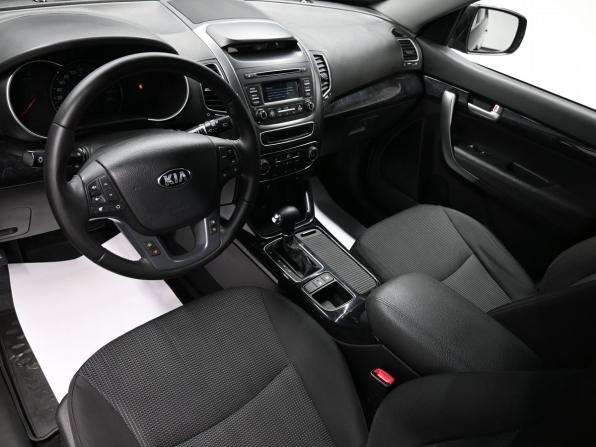 Kia Sorento II Рестайлинг с пробегом 2018 года, цена 2 095 000 рублей, 139858 км, внедорожник, Автокод Объявления