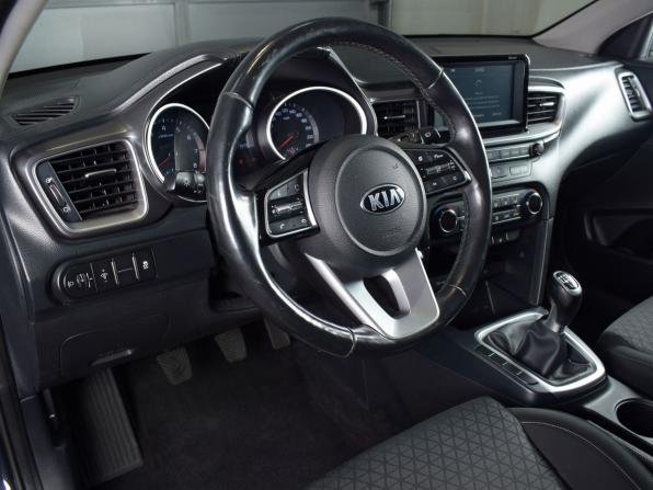 Kia Ceed III с пробегом 2018 года, цена 1 499 999 рублей, 79718 км, хэтчбек, Автокод Объявления