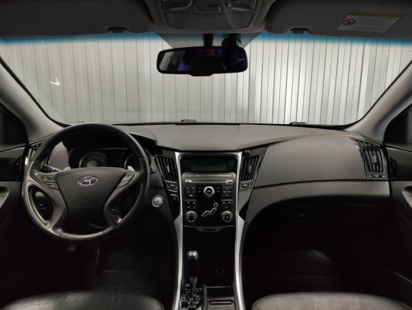 Hyundai Sonata VI (YF) с пробегом 2011 года, цена 1 299 000 рублей, 158500 км, седан, Автокод Объявления