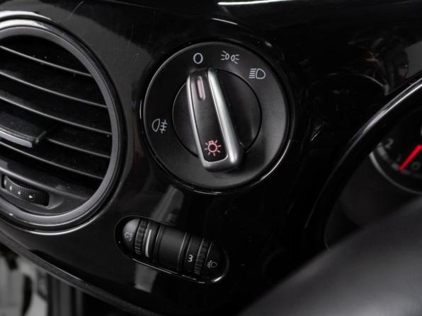 Volkswagen Beetle II (A5) с пробегом 2014 года, цена 1 569 000 рублей, 83249 км, хэтчбек, Автокод Объявления