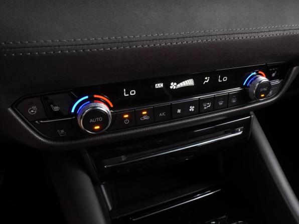 Mazda 6 III (GJ) Рестайлинг 2 с пробегом 2019 года, цена 2 756 000 рублей, 148956 км, седан, Автокод Объявления