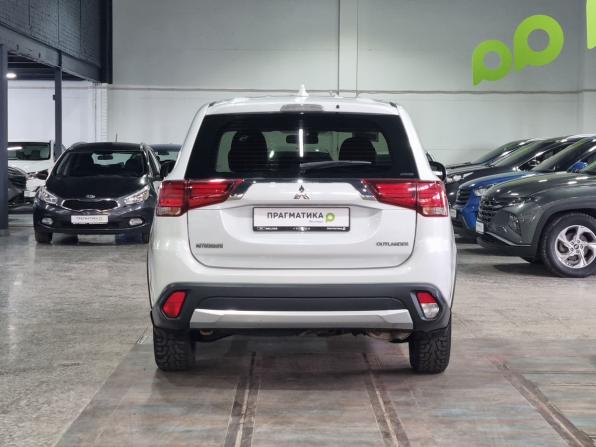 Mitsubishi Outlander III Рестайлинг 2 с пробегом 2017 года, цена 1 389 000 рублей, 226000 км, внедорожник, Автокод Объявления