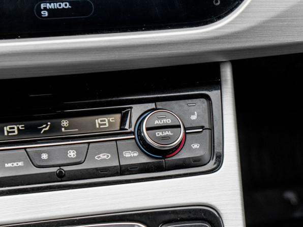 Geely Atlas I с пробегом 2020 года, цена 1 357 000 рублей, 174175 км, внедорожник, Автокод Объявления