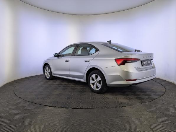 Skoda Octavia IV (A8) с пробегом 2021 года, цена 2 070 000 рублей, 145049 км, лифтбек, Автокод Объявления