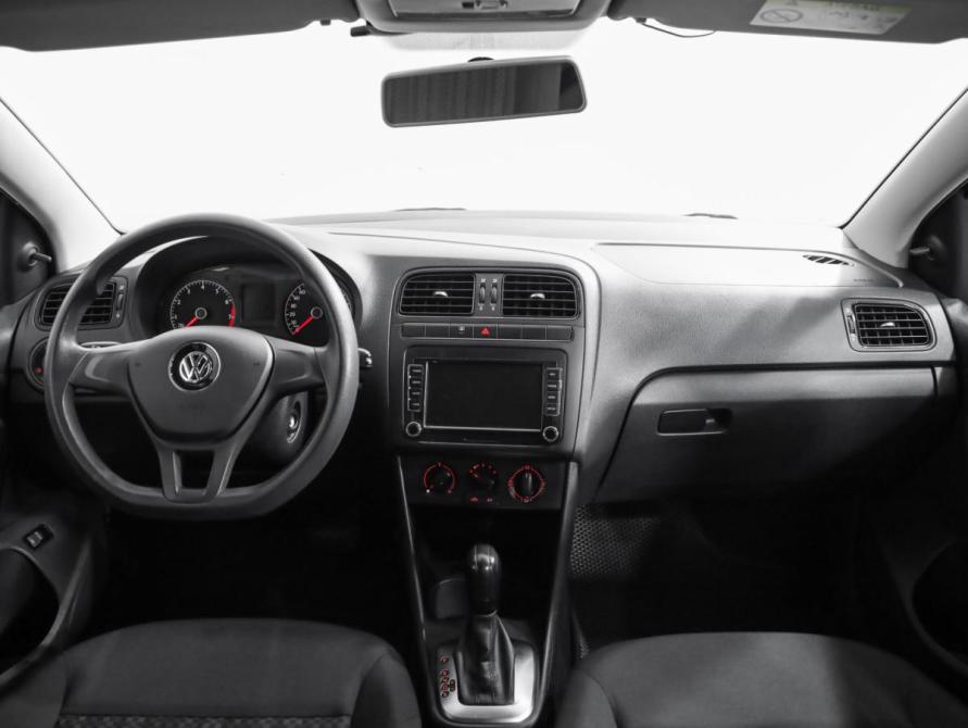 Volkswagen Polo V Рестайлинг Санкт-Петербург  - изображение 11