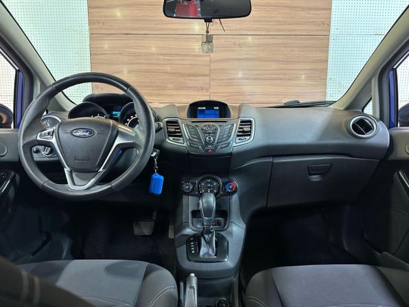 Ford Fiesta Mk6 Рестайлинг с пробегом 2015 года, цена 829 990 рублей, 106132 км, седан, Автокод Объявления