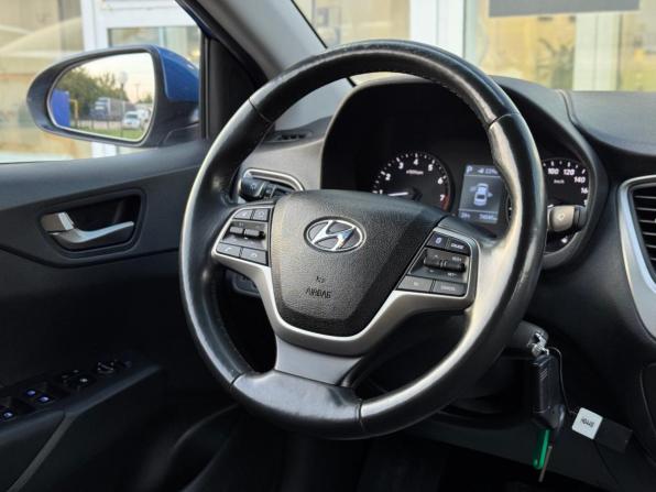 Hyundai Solaris II с пробегом 2018 года, цена 1 172 000 рублей, 74525 км, седан, Автокод Объявления