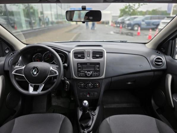 Renault Logan II Рестайлинг с пробегом 2020 года, цена 660 000 рублей, 96764 км, седан, Автокод Объявления