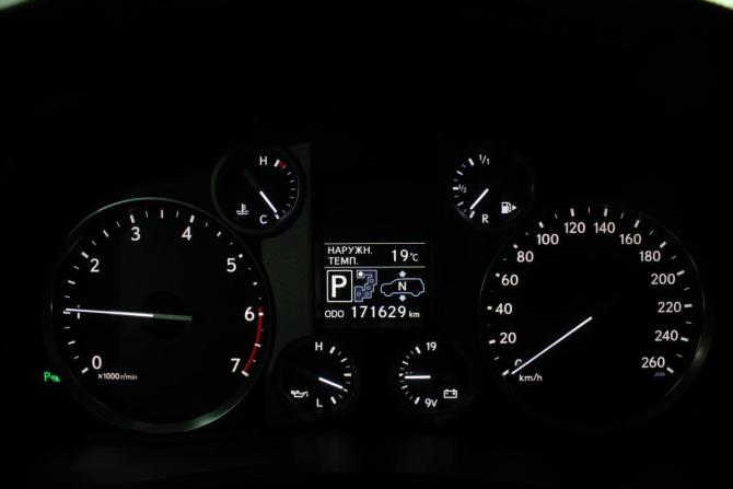 Lexus LX III Рестайлинг с пробегом 2013 года, цена 5 700 000 рублей, 171628 км, внедорожник, Автокод Объявления