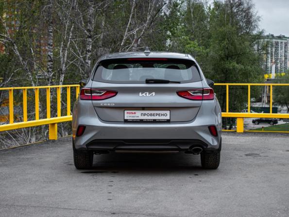 Kia Ceed III Рестайлинг с пробегом 2022 года, цена 2 300 000 рублей, 36132 км, хэтчбек, Автокод Объявления