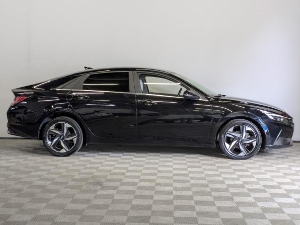 Hyundai Avante VII с пробегом 2020 года, цена 1 750 000 рублей, 100399 км, седан, Автокод Объявления