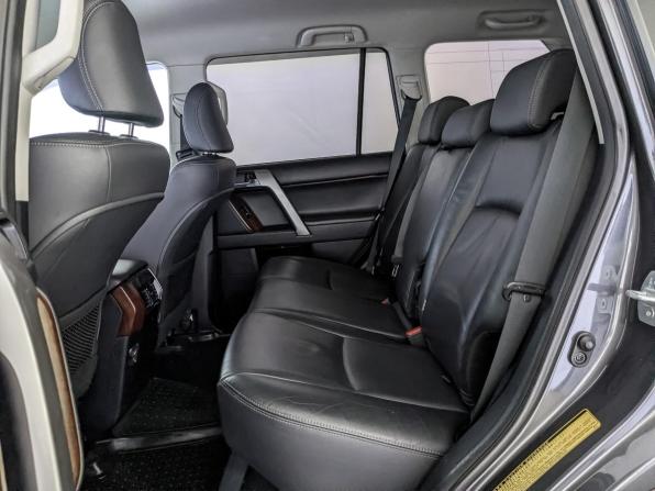 Toyota Land Cruiser Prado 150 Series Рестайлинг 1 с пробегом 2014 года, цена 3 300 000 рублей, 213839 км, внедорожник, Автокод Объявления