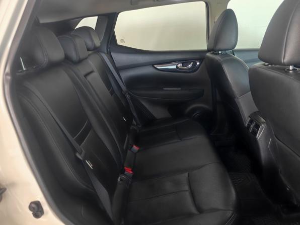 Nissan Qashqai II с пробегом 2014 года, цена 1 595 000 рублей, 111797 км, внедорожник, Автокод Объявления