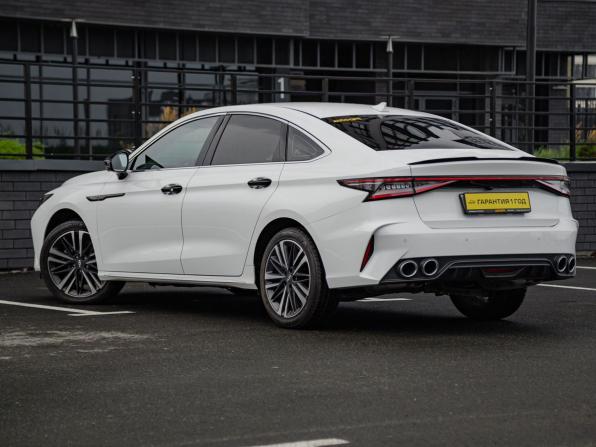 Chery Arrizo 8 с пробегом 2024 года, цена 2 195 000 рублей, 20600 км, седан, Автокод Объявления