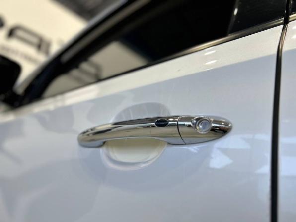 Kia Carnival III с пробегом 2019 года, цена 2 804 900 рублей, 327842 км, минивэн, Автокод Объявления