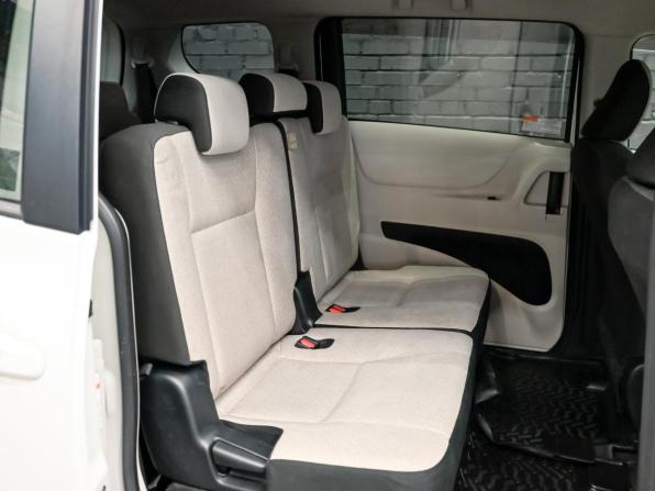 Toyota Sienta II с пробегом 2017 года, цена 1 290 000 рублей, 185040 км, минивэн, Автокод Объявления