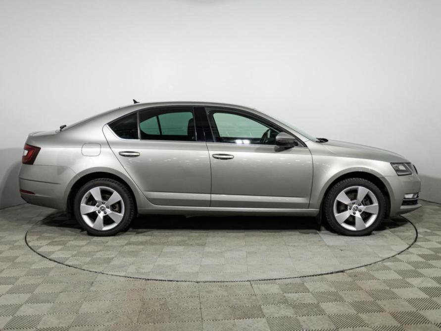 Skoda Octavia III (A7) Рестайлинг Санкт-Петербург  - изображение 4