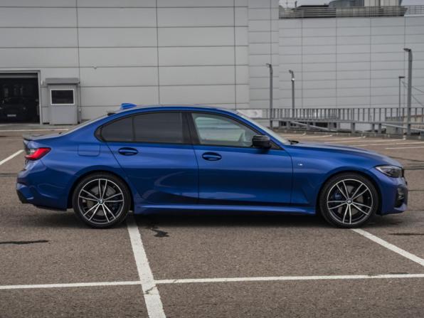 BMW 3 серии VII (G2x) с пробегом 2019 года, цена 3 698 000 рублей, 83938 км, седан, Автокод Объявления