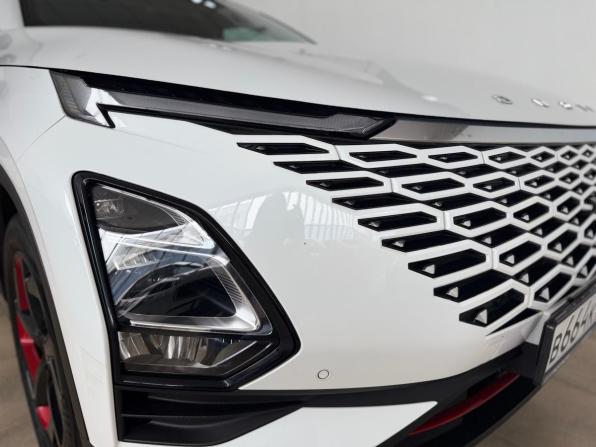Omoda C5 I с пробегом 2023 года, цена 1 900 000 рублей, 15604 км, внедорожник, Автокод Объявления