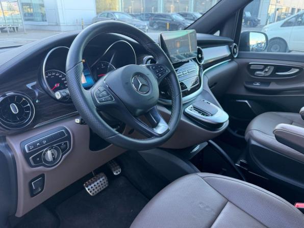 Mercedes-Benz V-Класс III (W447) Рестайлинг с пробегом 2021 года, цена 8 890 000 рублей, 22000 км, минивэн, Автокод Объявления