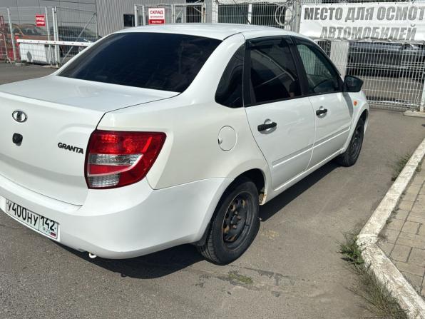 Lada (ВАЗ) Granta I с пробегом 2016 года, цена 270 000 рублей, 175490 км, седан, Автокод Объявления