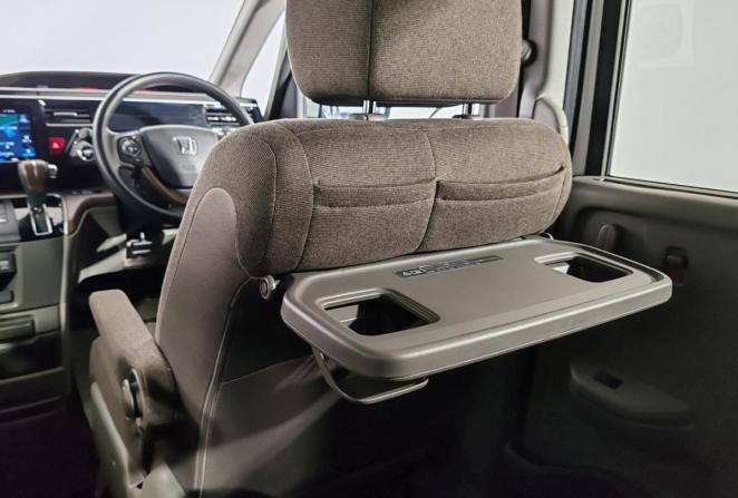 Honda Stepwgn V Рестайлинг с пробегом 2020 года, цена 2 450 000 рублей, 89279 км, минивэн, Автокод Объявления