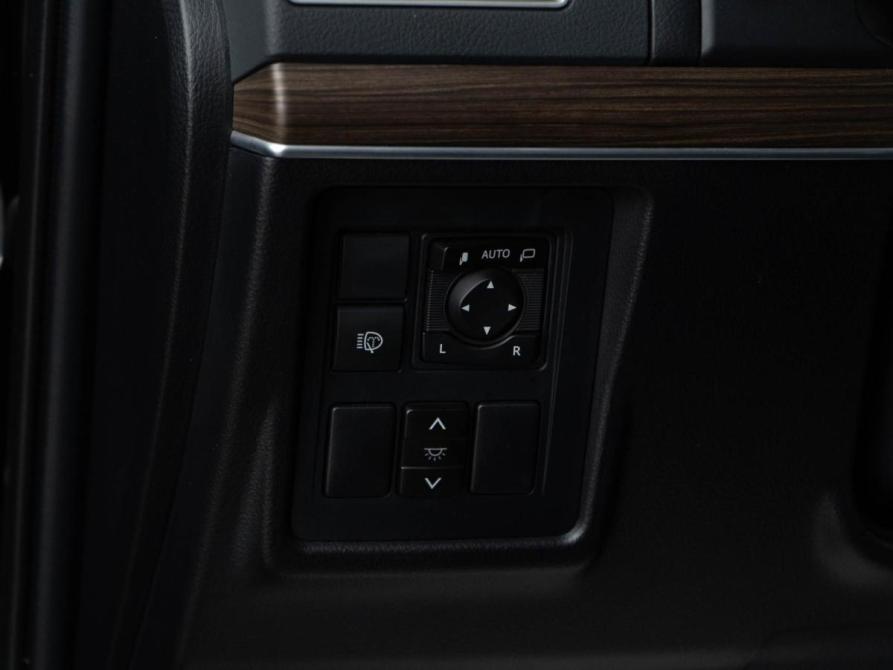Toyota Land Cruiser Prado 150 Series Рестайлинг 3 Москва  - изображение 20