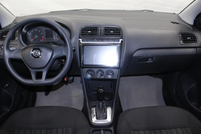 Volkswagen Polo V Рестайлинг с пробегом 2019 года, цена 749 000 рублей, 238530 км, седан, Автокод Объявления