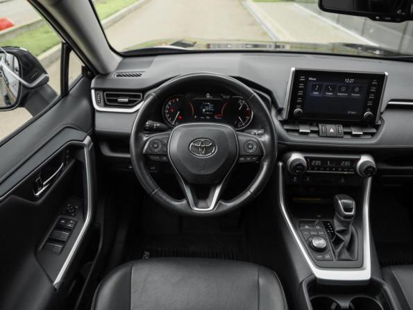 Toyota RAV4 V (XA50) с пробегом 2022 года, цена 3 369 000 рублей, 79470 км, внедорожник, Автокод Объявления