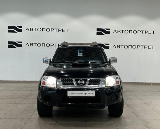 Nissan NP300 с пробегом 2010 года, цена 699 000 рублей, 212306 км, пикап, Автокод Объявления