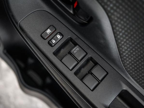 Toyota Vitz III (XP130) Рестайлинг 2 с пробегом 2018 года, цена 930 500 рублей, 54923 км, хэтчбек, Автокод Объявления