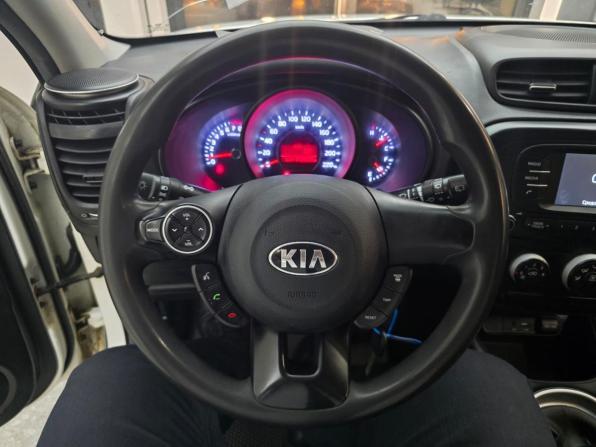 Kia Soul II Рестайлинг с пробегом 2018 года, цена 959 000 рублей, 173558 км, хэтчбек, Автокод Объявления