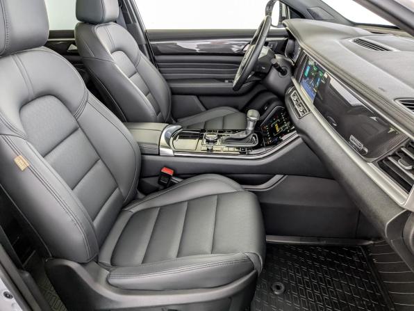 Dongfeng DFSK ix7 с пробегом 2024 года, цена 2 440 000 рублей, 5099 км, внедорожник, Автокод Объявления