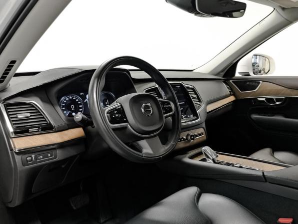 Volvo XC90 II Рестайлинг 1 с пробегом 2021 года, цена 5 245 000 рублей, 61874 км, внедорожник, Автокод Объявления