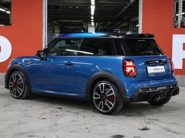 Mini Hatch III (F55/F56) Рестайлинг 2 с пробегом 2021 года, цена 4 098 000 рублей, 23201 км, хэтчбек, Автокод Объявления