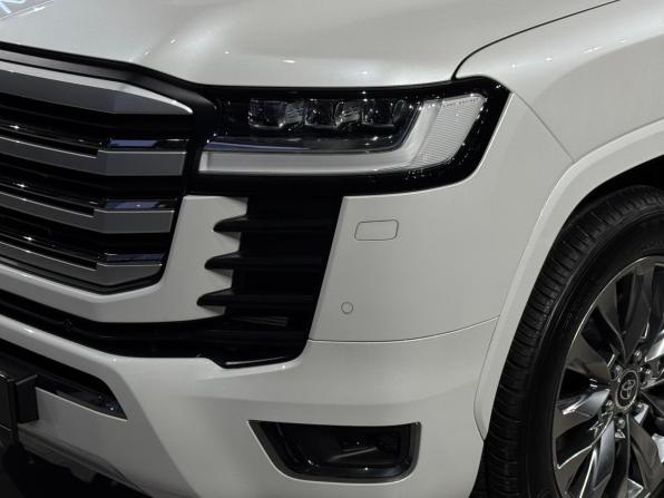 Toyota Land Cruiser 300 Series с пробегом 2021 года, цена 9 790 000 рублей, 48578 км, внедорожник, Автокод Объявления