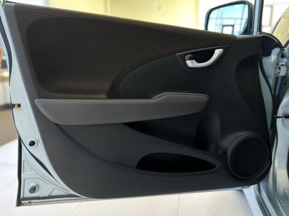 Honda Fit Shuttle I с пробегом 2013 года, цена 1 130 000 рублей, 125478 км, универсал, Автокод Объявления