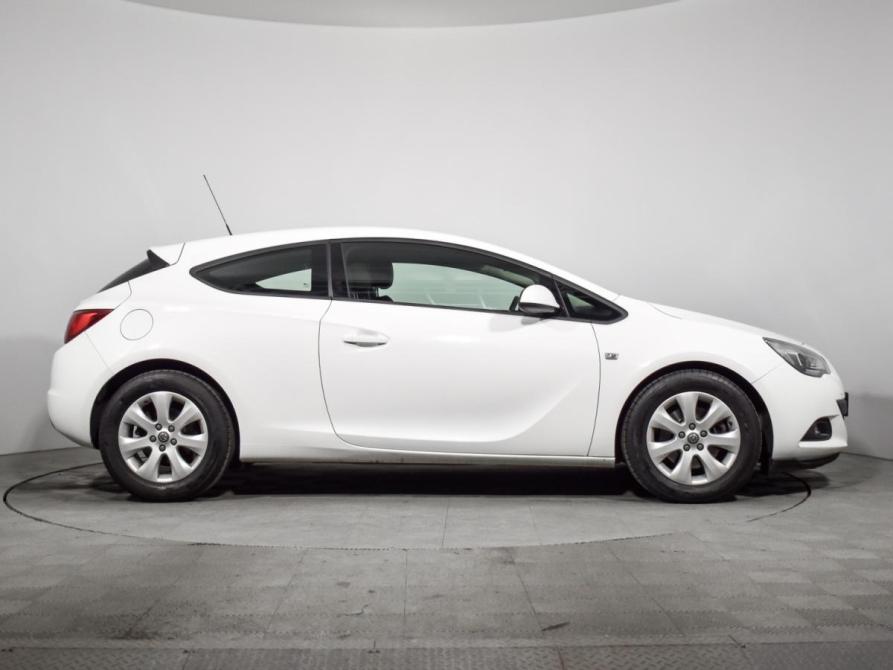 Opel Astra J Рестайлинг Санкт-Петербург  - изображение 4