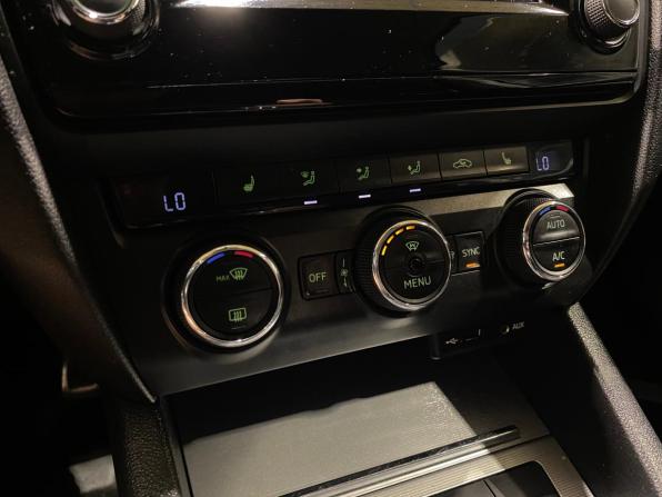Skoda Octavia III (A7) с пробегом 2016 года, цена 1 450 000 рублей, 224647 км, лифтбек, Автокод Объявления