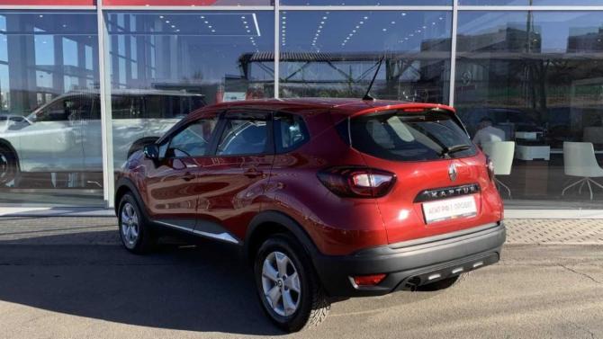 Renault Kaptur I Рестайлинг с пробегом 2021 года, цена 1 620 000 рублей, 36350 км, внедорожник, Автокод Объявления