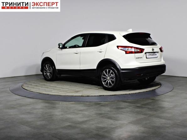 Nissan Qashqai II с пробегом 2018 года, цена 1 697 000 рублей, 98941 км, внедорожник, Автокод Объявления