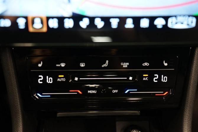 Skoda Superb IV с пробегом 2025 года, цена 3 340 000 рублей, 50 км, лифтбек, Автокод Объявления