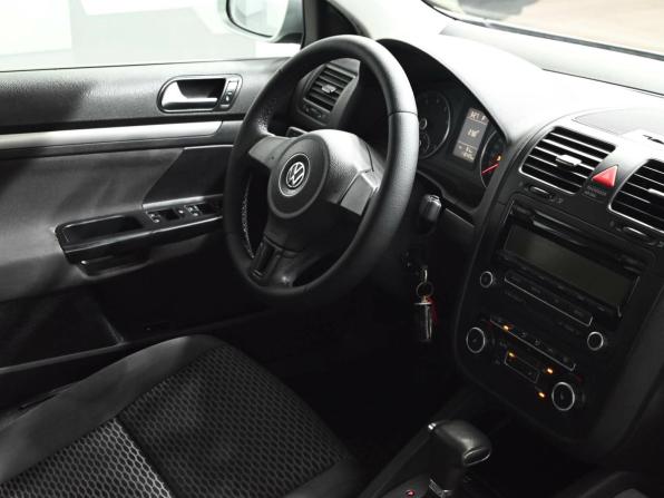 Volkswagen Jetta V с пробегом 2010 года, цена 750 000 рублей, 116422 км, седан, Автокод Объявления