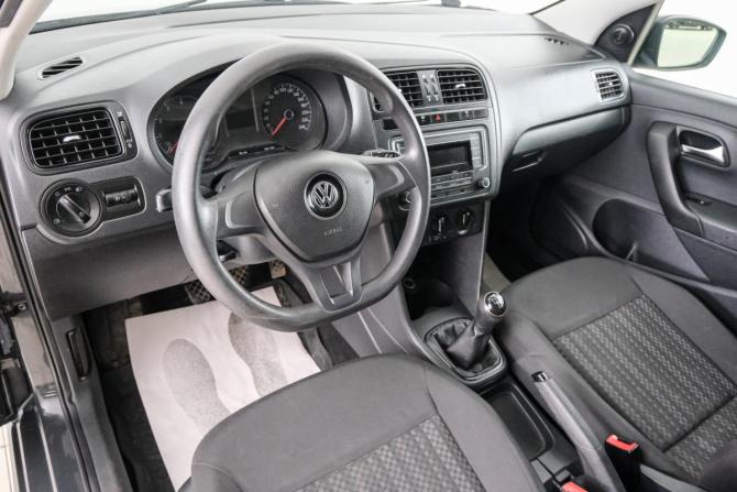 Volkswagen Polo V Рестайлинг с пробегом 2016 года, цена 899 000 рублей, 185000 км, седан, Автокод Объявления
