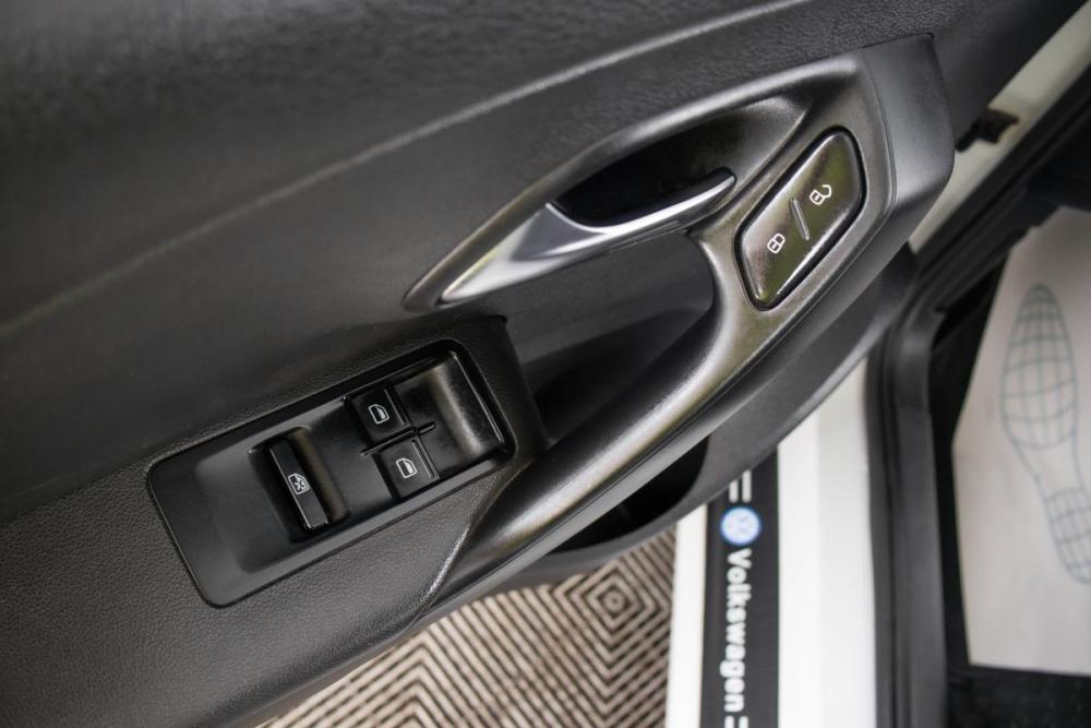 Volkswagen Polo V Рестайлинг Пермь  - изображение 19