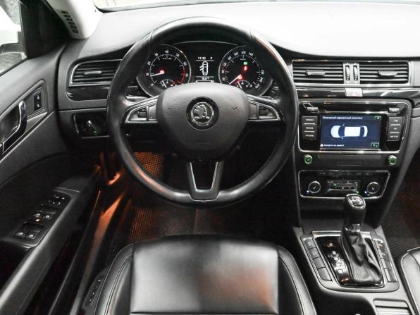 Skoda Superb II Рестайлинг с пробегом 2014 года, цена 1 700 000 рублей, 131780 км, лифтбек, Автокод Объявления